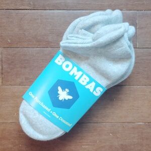 Bombas Light Gray Ankle Socks Womens Small 4 Pack